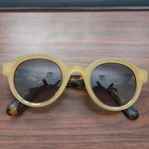 The Moscot Originals GREPS Sunglasses in Honey/Tortoise